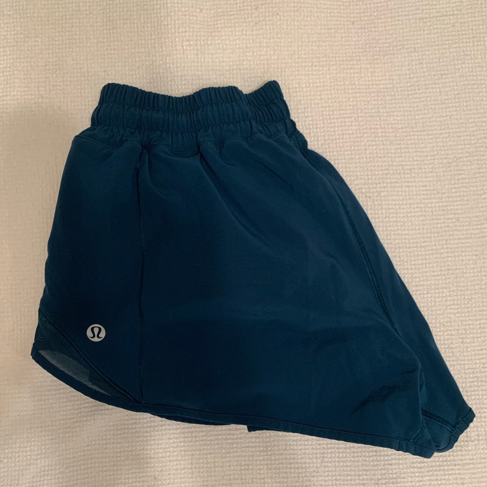 Lulu lemon Hotty Short